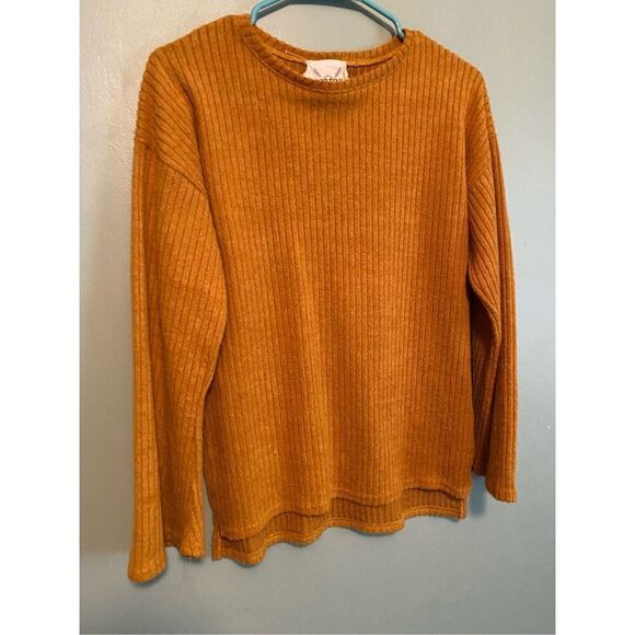 Cotton Rye Outfitters Long Sleeve Crew Neck Bell Sleeve Sweater Size Large - Picture 2 of 5